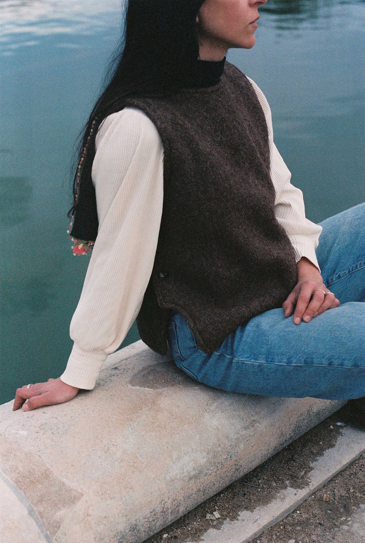 ABA Felt Vest Wrap - Deep Brown